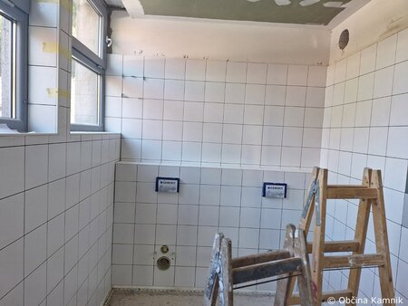 Prenova sanitarij na bazenu Pod skalco (6)-001